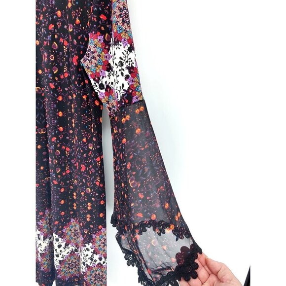 Prelude Black Dress Lace Bell Sleeves with Floral Print SIze M - Picture 12 of 12